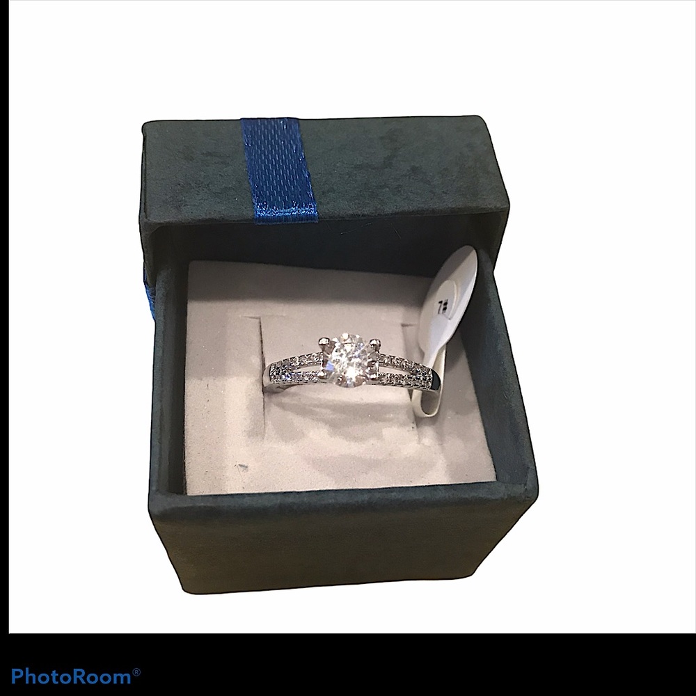 COPY - Women cubic zirconia 925 Sterling Silver